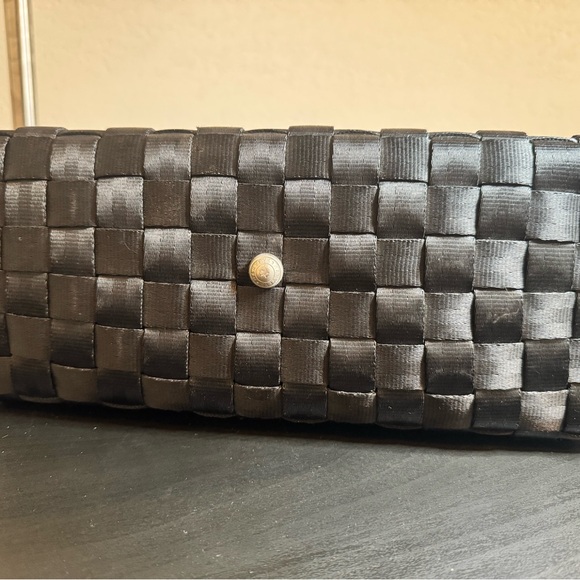 Harveys Black Woven Shoulder Bag - Picture 4 of 13